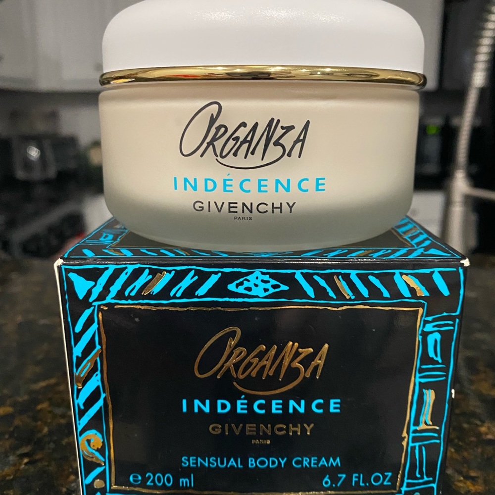Givenchy Organza Indecence Creme-RARE